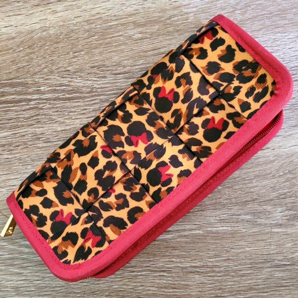 DISNEY HARVEYS SEATBELT MINNIE MOUSE LEOPRD WALLET